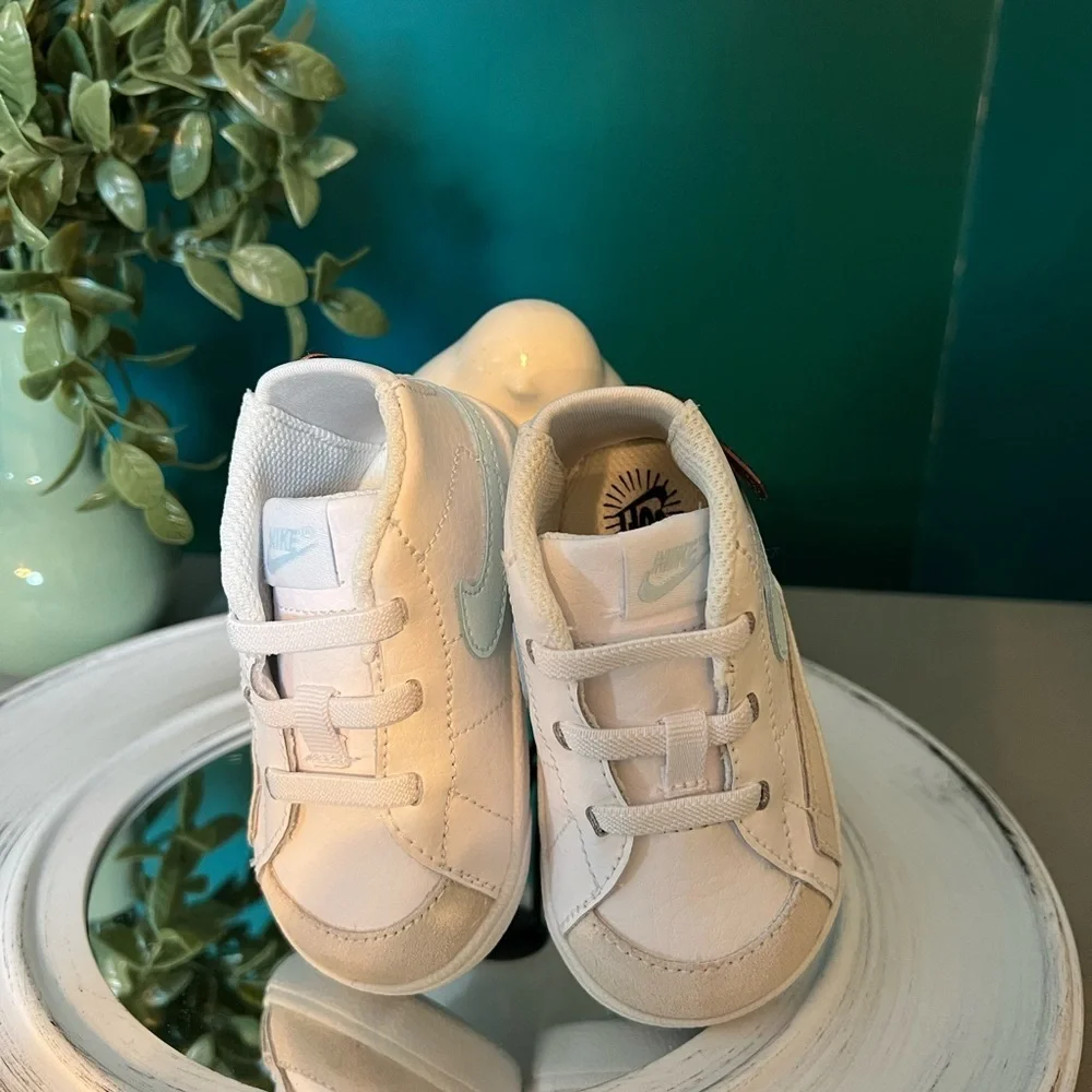 Nike Infant Baby White and Blue Ankle Walking Sneakers with Butterfly Design